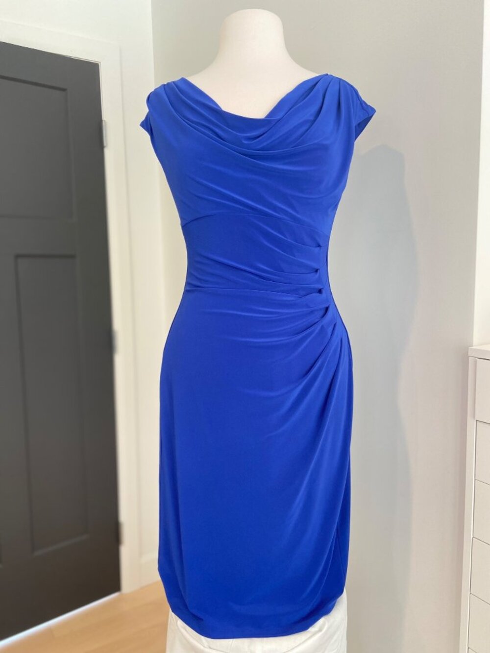 Lauren Ralph Lauren Blue Ruched Sleeve Knee-Length Dress Size 8 Timeless classic